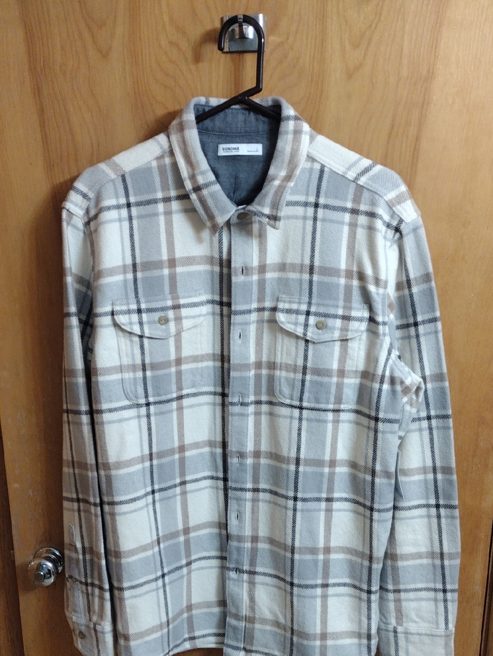 Sonoma NWT Gray and Cream Plaid Button-Front Shirt  Size L